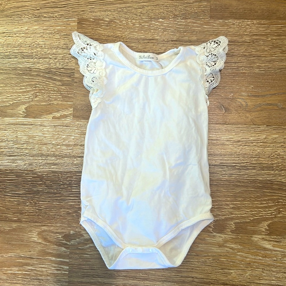 baby girl 18-24 months onesie with lace detail